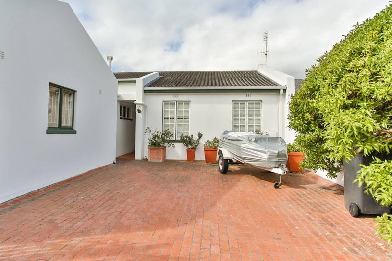 3 Bedroom Property for Sale in Fish Hoek Western Cape